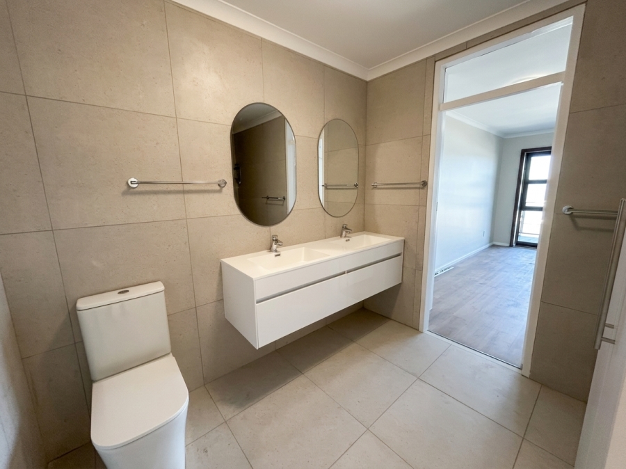 To Let 2 Bedroom Property for Rent in Table View Western Cape